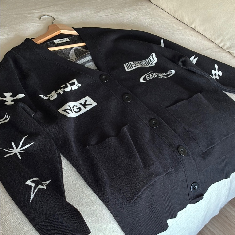 Black Graphic Women's Cardigan